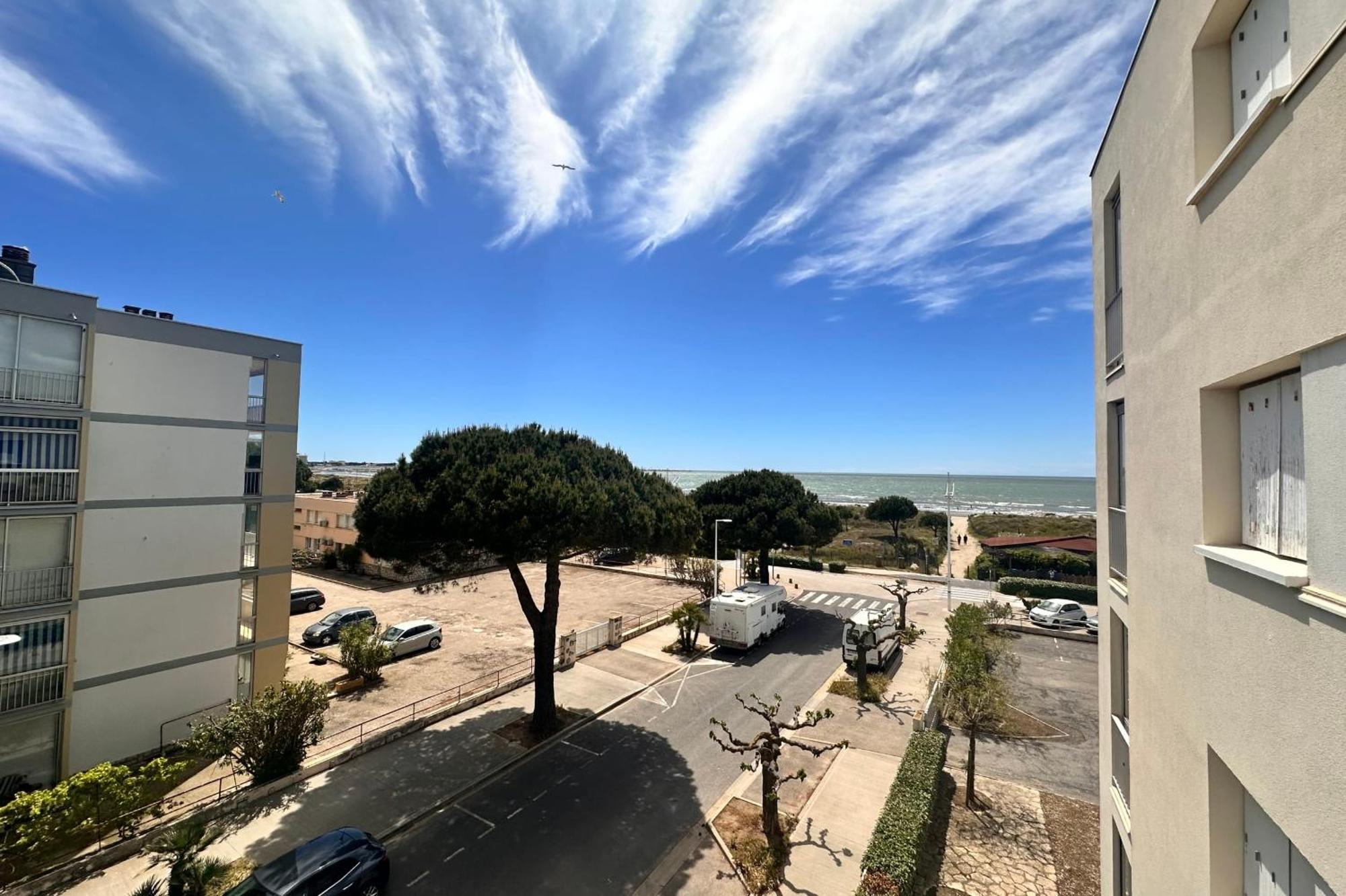 Le Neptune Appartement T2 Tout Confort Au Calme Et A Deux Pas De La Plage Le Grau-du-Roi Buitenkant foto